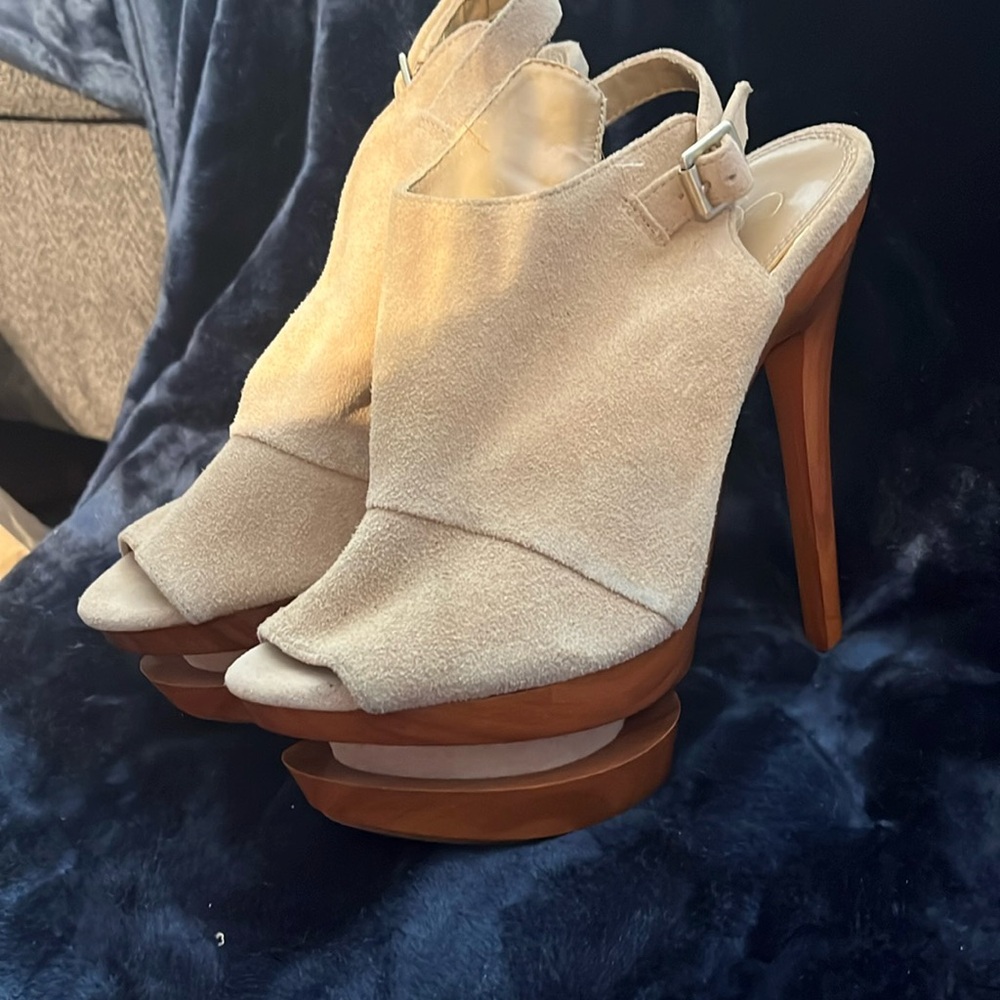 Women’s heels